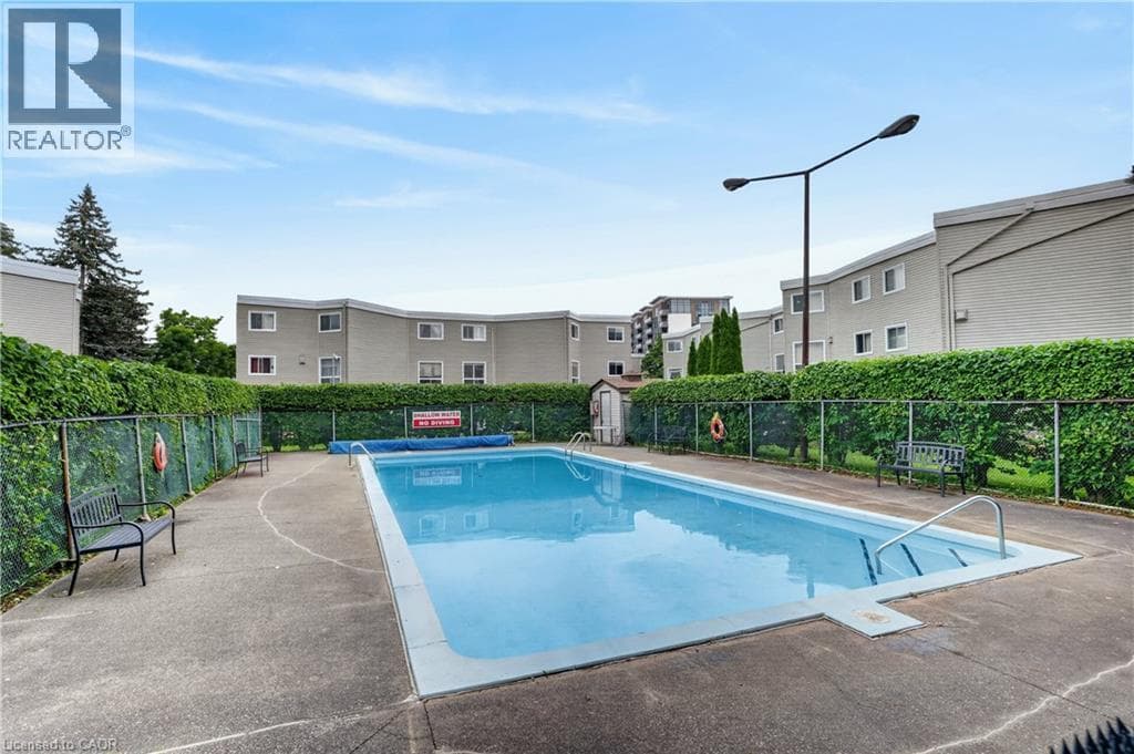 Townhouse for sale at 60 ELMSDALE Drive Unit# 66, Laurentian Hills, Kitchener, Ontario, photo 35