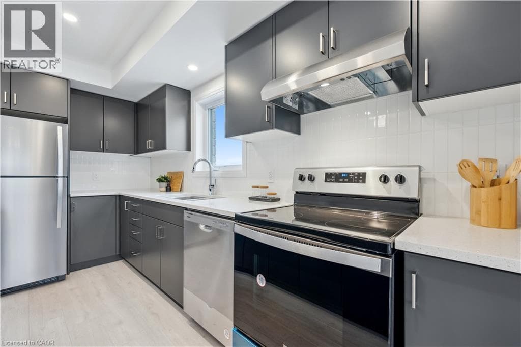 Townhouse for sale at 15 STAUFFER WOODS Trail Unit# 1, Doon South, Kitchener, Ontario, photo 9