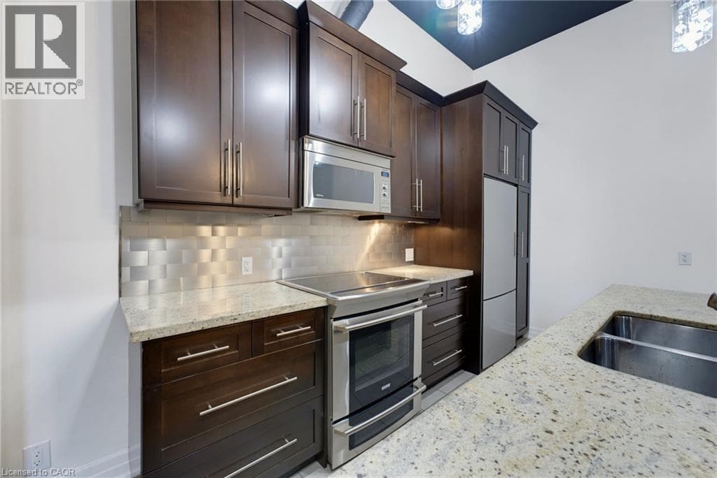 Townhouse for sale at 25 CONCESSION Street Unit# 111, Downtown Galt, Cambridge, Ontario, photo 15