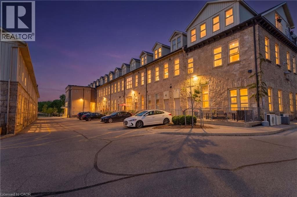Townhouse for sale at 25 CONCESSION Street Unit# 111, Downtown Galt, Cambridge, Ontario, photo 2