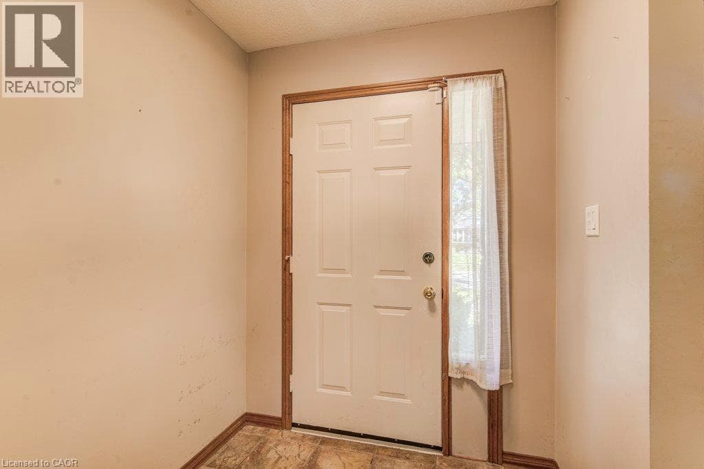Detached for sale at 3 CORA Drive, Forest Heights, Kitchener, Ontario, photo 7
