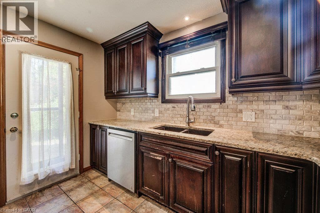 Detached for sale at 3 CORA Drive, Forest Heights, Kitchener, Ontario, photo 20