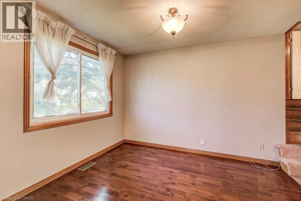 Detached for sale at 3 CORA Drive, Forest Heights, Kitchener, Ontario, photo 12
