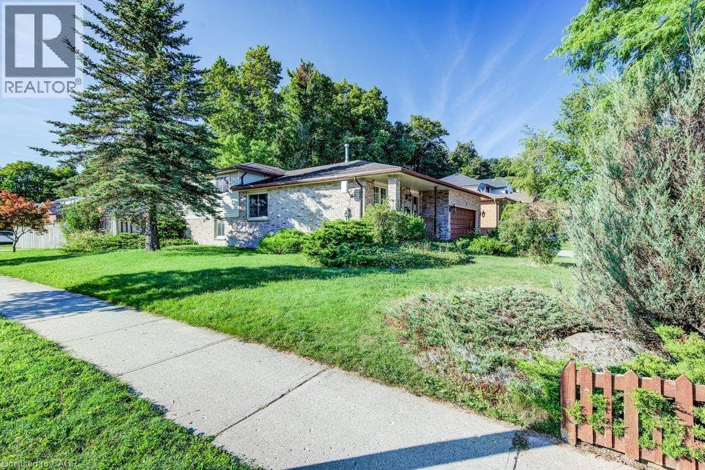 Detached for sale at 3 CORA Drive, Forest Heights, Kitchener, Ontario, photo 5