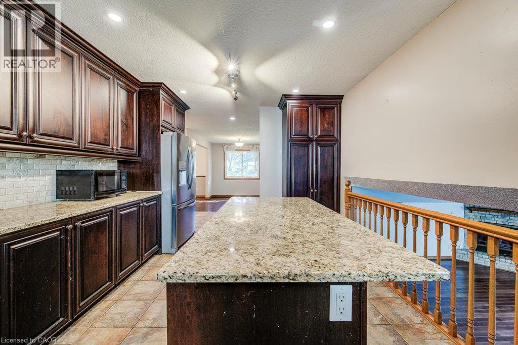 Detached for sale at 3 CORA Drive, Forest Heights, Kitchener, Ontario, photo 21