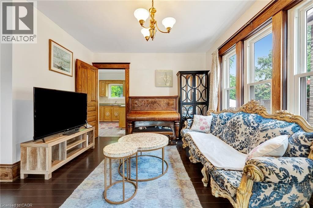 Detached for sale at 42 SHANLEY Street, Midtown, Kitchener, Ontario, photo 10