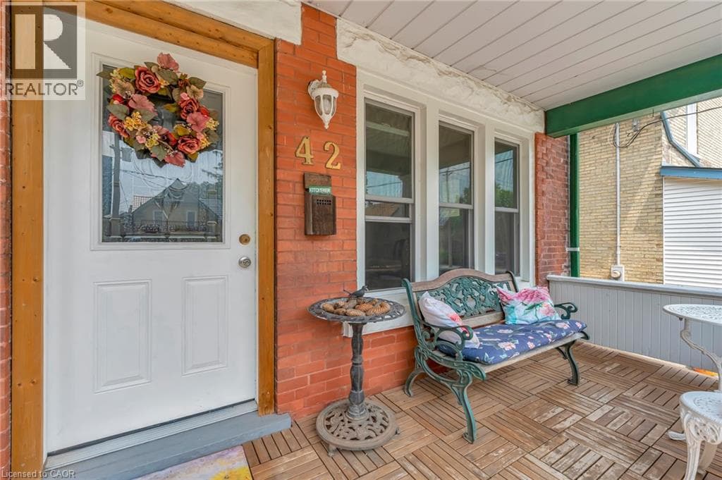 Detached for sale at 42 SHANLEY Street, Midtown, Kitchener, Ontario, photo 5
