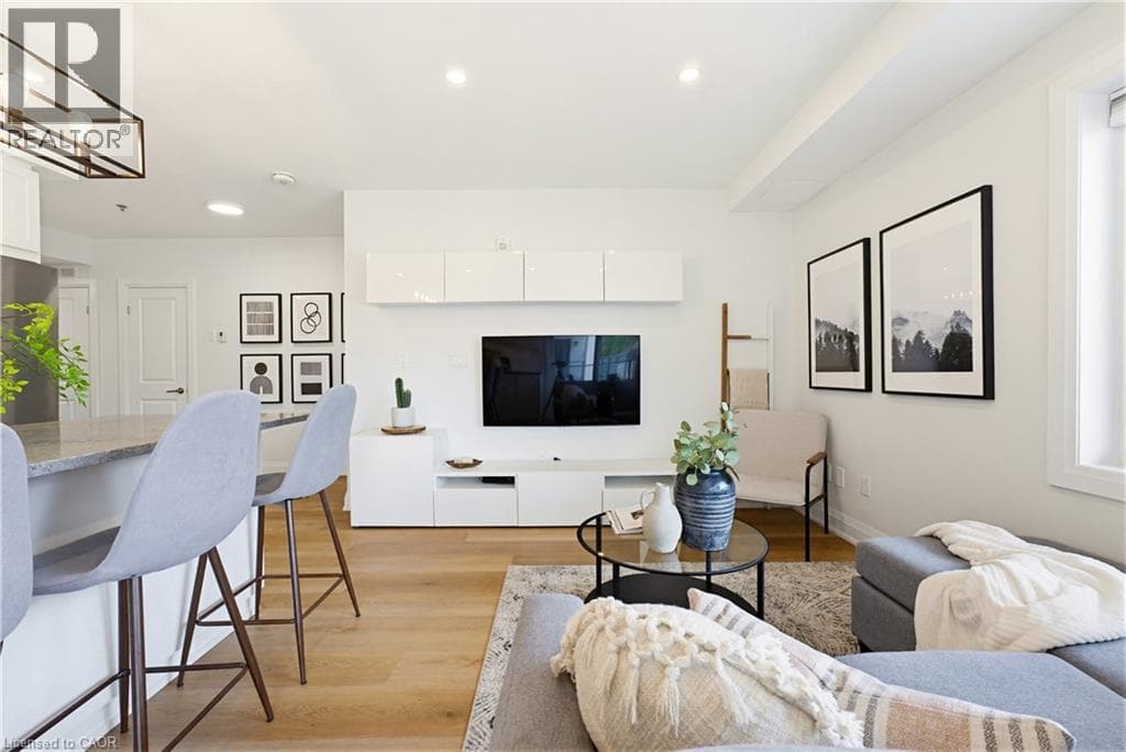 Apartment for sale at 247 GREY SILO Road Unit# 102, Carriage Crossing, Waterloo, Ontario, photo 12
