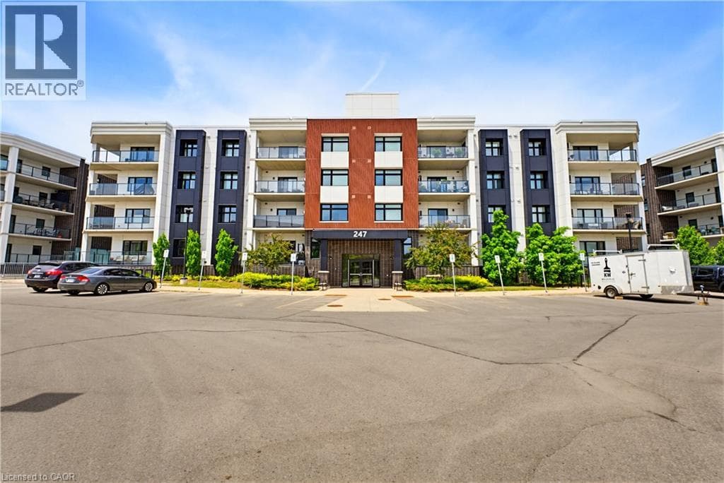 Apartment for sale at 247 GREY SILO Road Unit# 102, Carriage Crossing, Waterloo, Ontario, photo 3