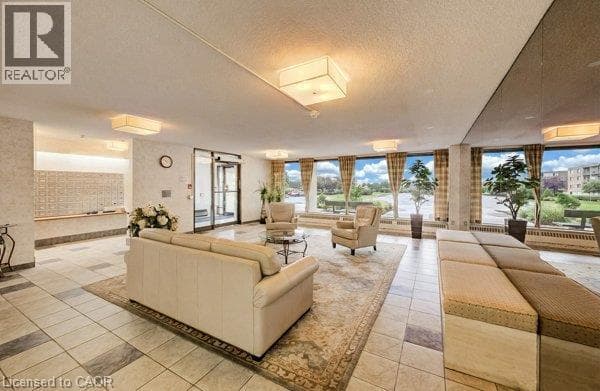 Apartment for sale at 65 WESTMOUNT Road N Unit# 412, Northdale, Waterloo, Ontario, photo 4