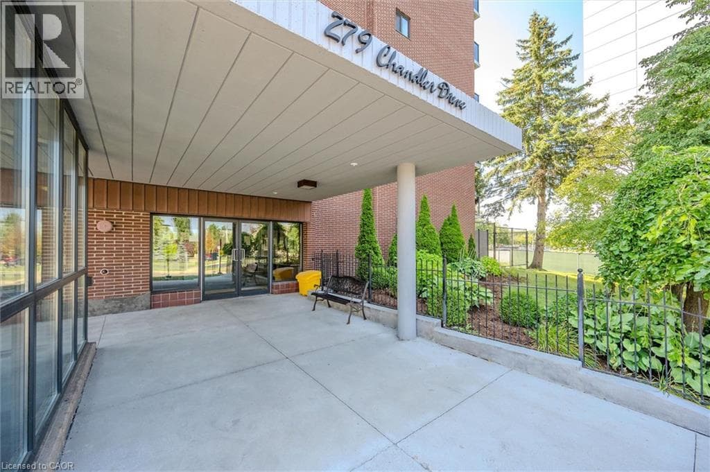 Apartment for sale at 279 CHANDLER Drive Unit# 405, Laurentian Hills, Kitchener, Ontario, photo 3