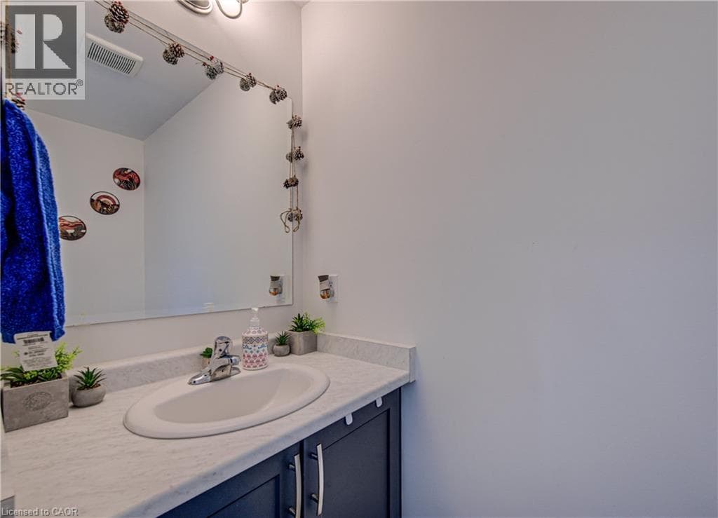 Townhouse for sale at 9 QUEENSBROOK Crescent, Westview, Cambridge, Ontario, photo 17