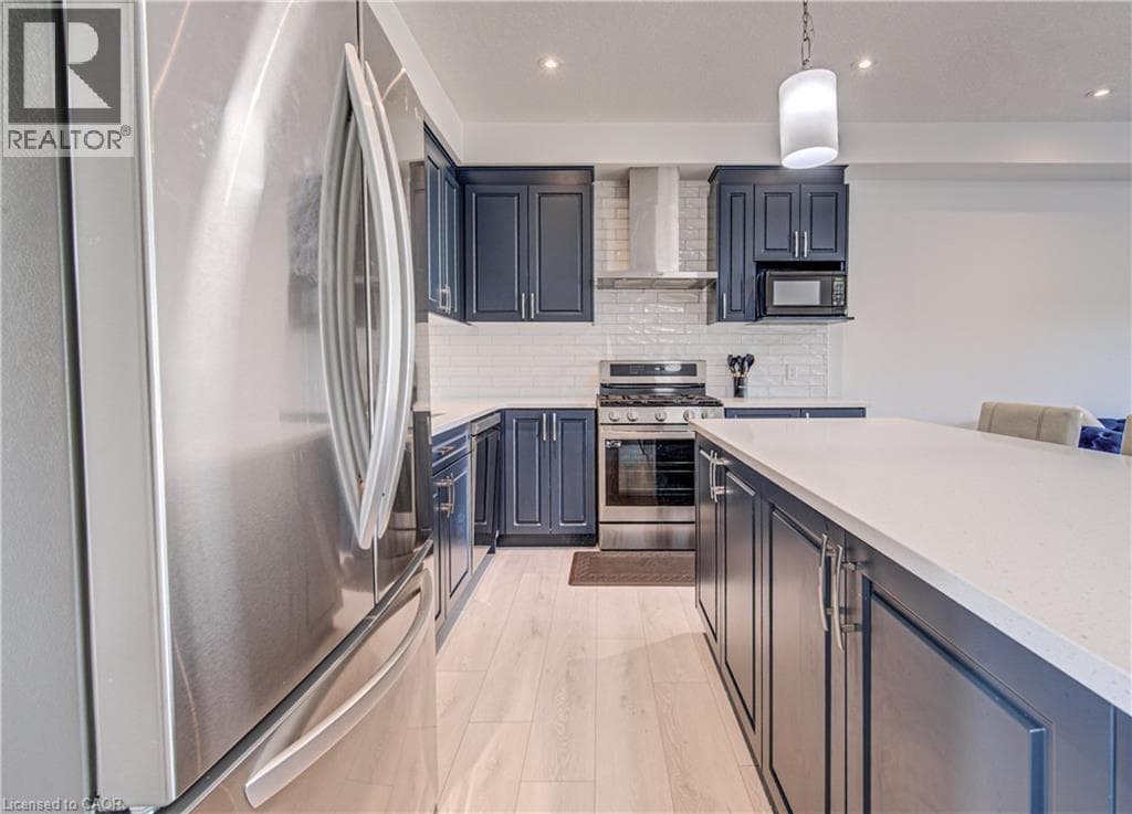 Townhouse for sale at 9 QUEENSBROOK Crescent, Westview, Cambridge, Ontario, photo 6