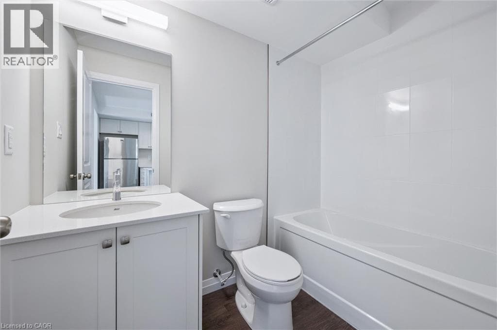 Townhouse for sale at 410 NORTHFIELD Drive W Unit# D13, Lakeshore North, Waterloo, Ontario, photo 8