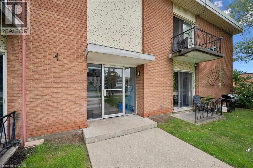 Multi-family for sale at 25 WALTON Avenue, Vanier, Kitchener, Ontario, photo 2