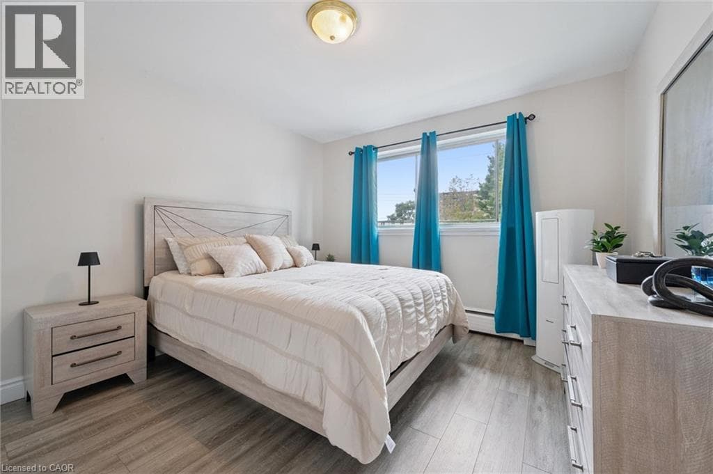 Multi-family for sale at 25 WALTON Avenue, Vanier, Kitchener, Ontario, photo 8
