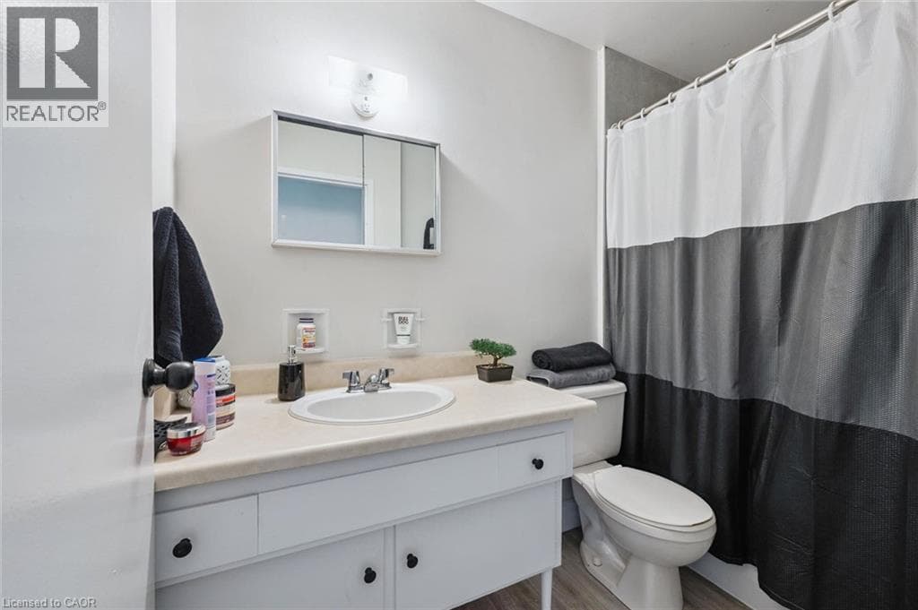 Multi-family for sale at 25 WALTON Avenue, Vanier, Kitchener, Ontario, photo 9