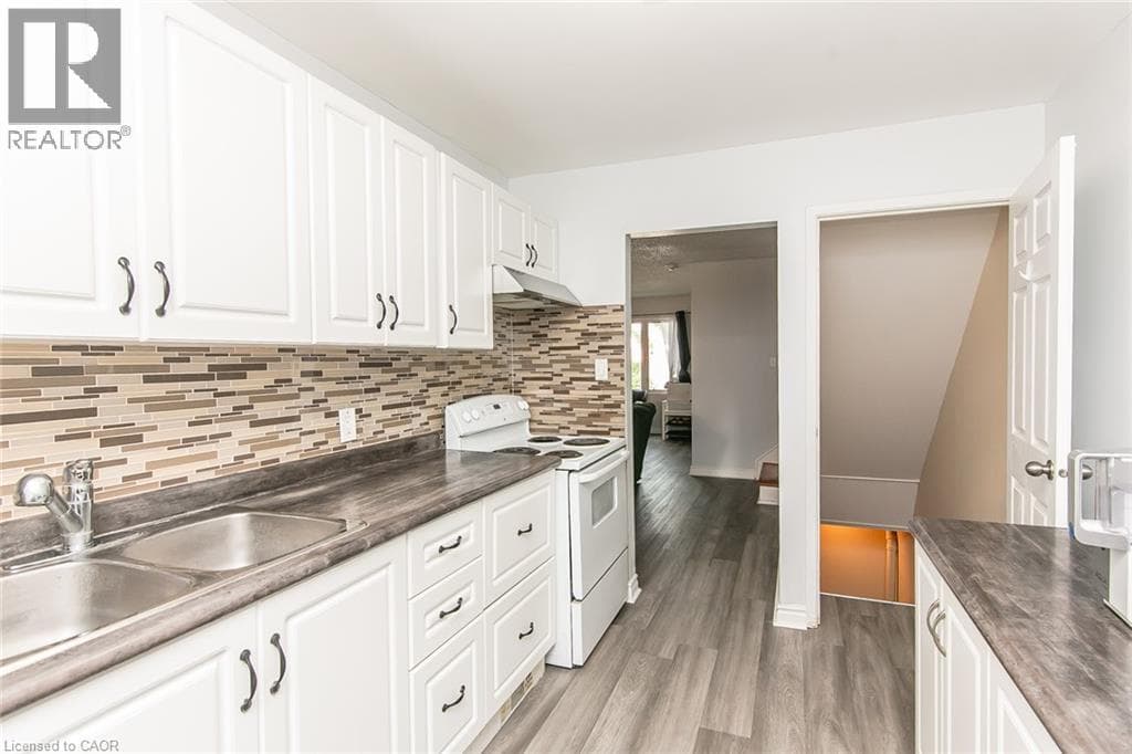 Townhouse for sale at 513 WEBER ST N Unit# C, Sugarbush North, Waterloo, Ontario, photo 7