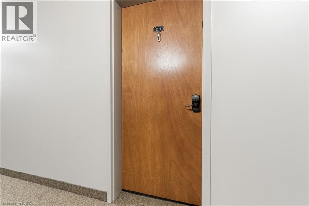 Apartment for sale at 85 SPRUCE Street N Unit# 203, Lincoln Oaks, Cambridge, Ontario, photo 9