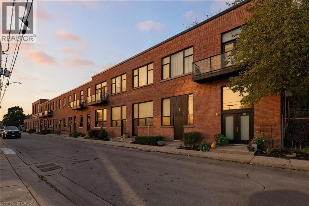 Apartment for sale at 85 SPRUCE Street N Unit# 203, Lincoln Oaks, Cambridge, Ontario, photo 3