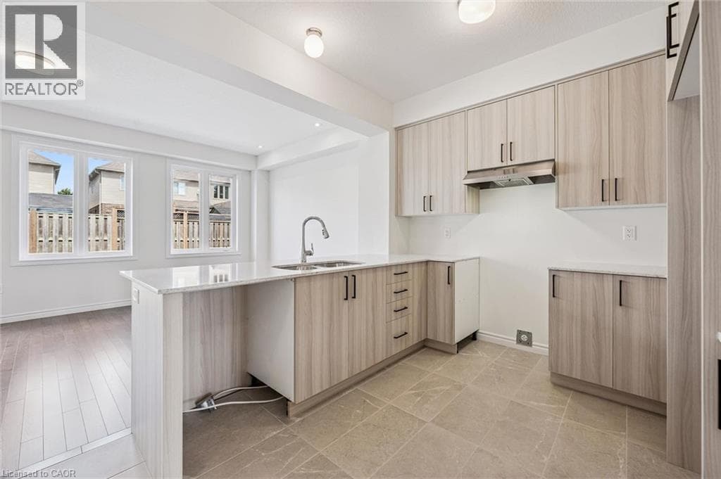 Townhouse for sale at 362 ROBERT WOOLNER Street, Ayr, North Dumfries, Ontario, photo 4