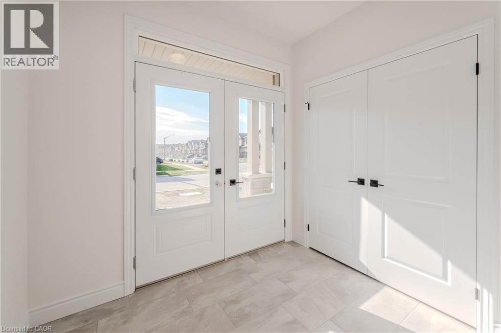 Townhouse for sale at 406 ROBERT WOOLNER Street, Ayr, North Dumfries, Ontario, photo 3