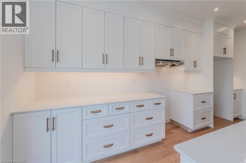 Townhouse for sale at 406 ROBERT WOOLNER Street, Ayr, North Dumfries, Ontario, photo 9
