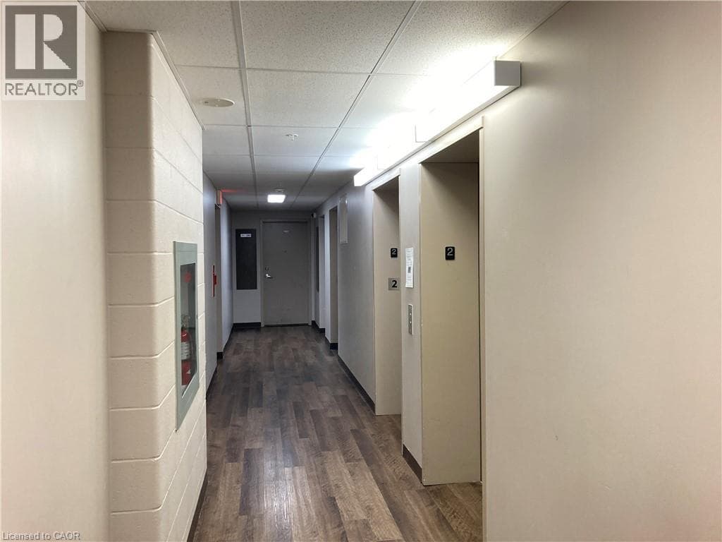 Apartment for sale at 8 HICKORY Street W Unit# 204, Northdale, Waterloo, Ontario, photo 6