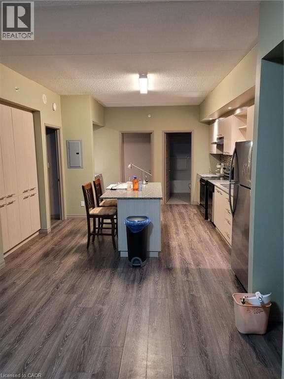 Apartment for sale at 8 HICKORY Street W Unit# 204, Northdale, Waterloo, Ontario, photo 8