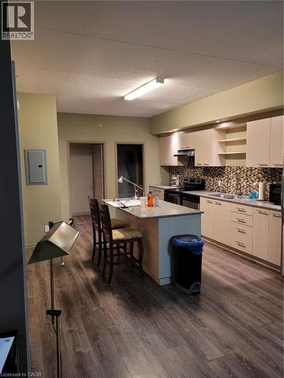 Apartment for sale at 8 HICKORY Street W Unit# 204, Northdale, Waterloo, Ontario, photo 9