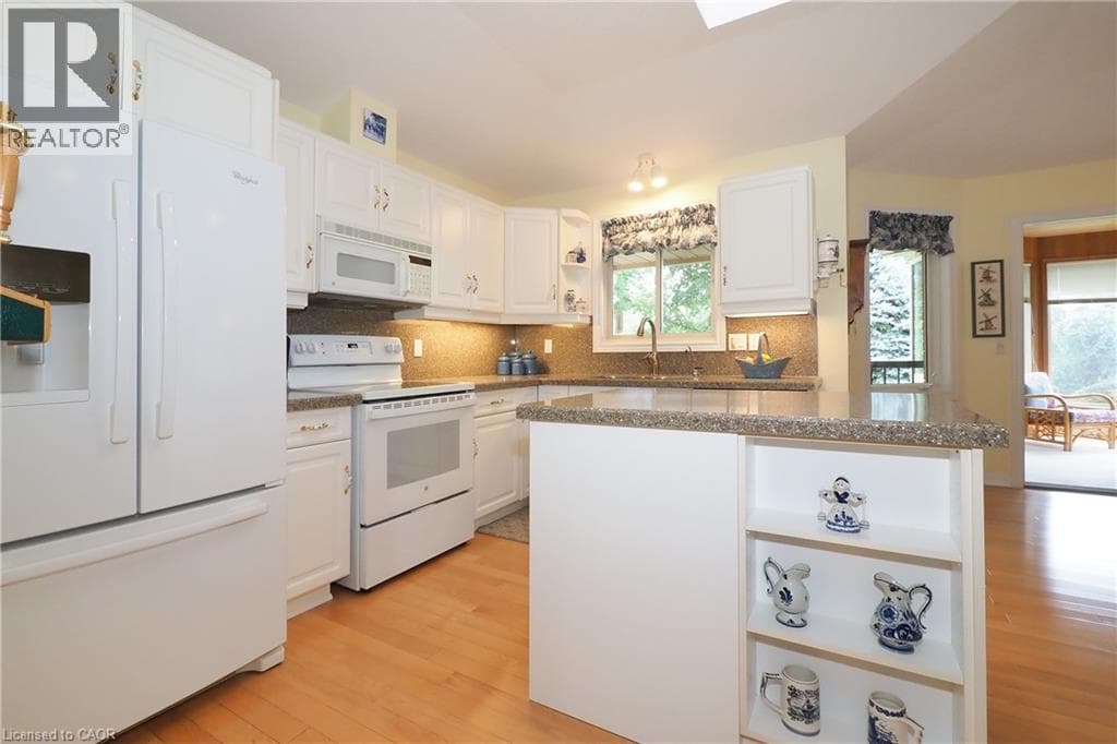Detached for sale at 137 FOXBORO Drive, Wilmot, Ontario, photo 15