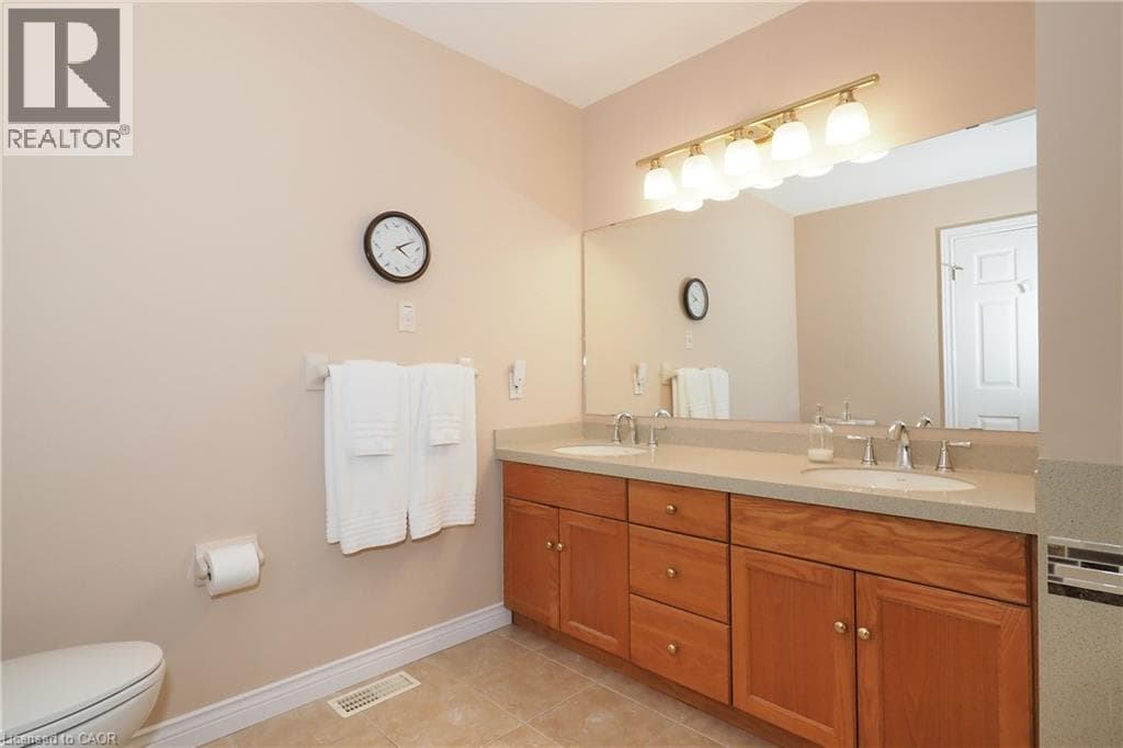 Detached for sale at 137 FOXBORO Drive, Wilmot, Ontario, photo 24