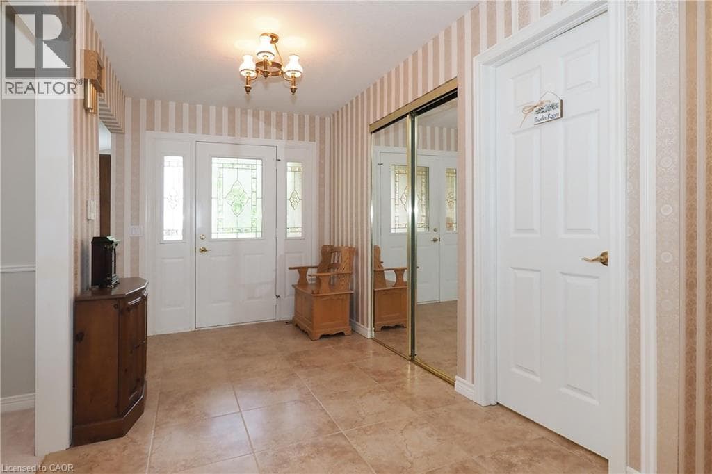 Detached for sale at 137 FOXBORO Drive, Wilmot, Ontario, photo 5