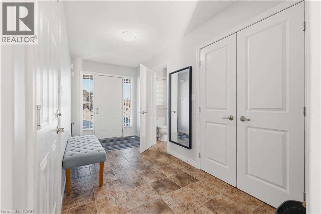 Detached for sale at 23 DOON CREEK Street, Doon South, Kitchener, Ontario, photo 2