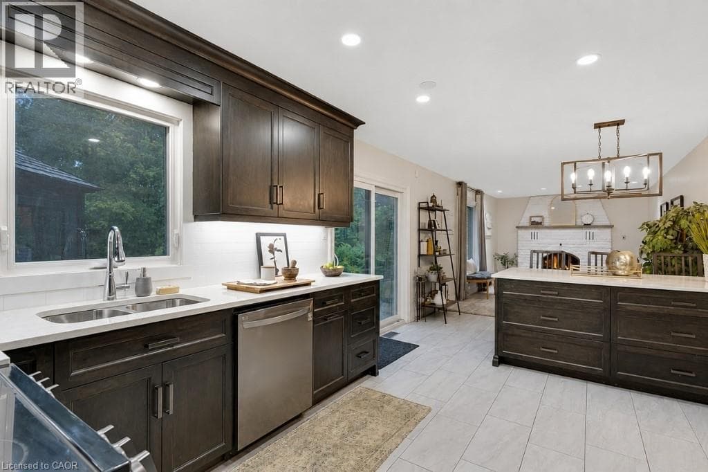 Detached for sale at 19 KENLEY Lane, Victoria Highlands, Cambridge, Ontario, photo 15