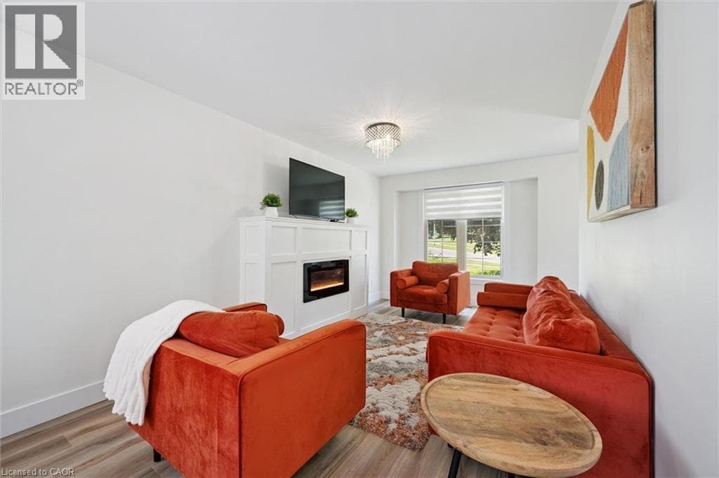 Detached for sale at 52 STIRLING MACGREGOR Drive, St Andrews Hills, Cambridge, Ontario, photo 8