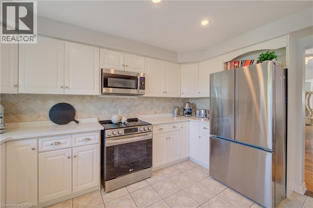 Detached for sale at 51 COPPERFIELD Drive, Branchton Park, Cambridge, Ontario, photo 13