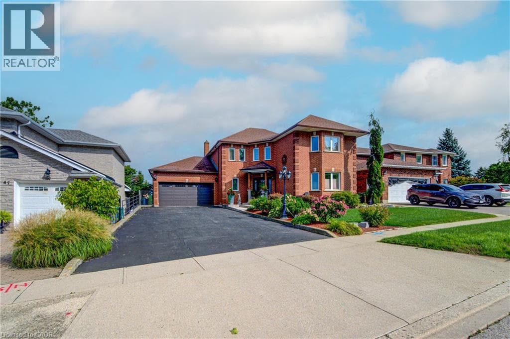 Detached for sale at 51 COPPERFIELD Drive, Branchton Park, Cambridge, Ontario, photo 2