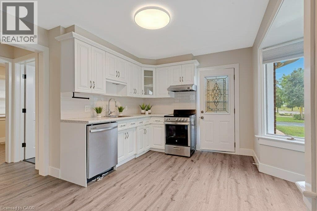 Detached for sale at 290 MELROSE Avenue, Auditorium, Kitchener, Ontario, photo 3