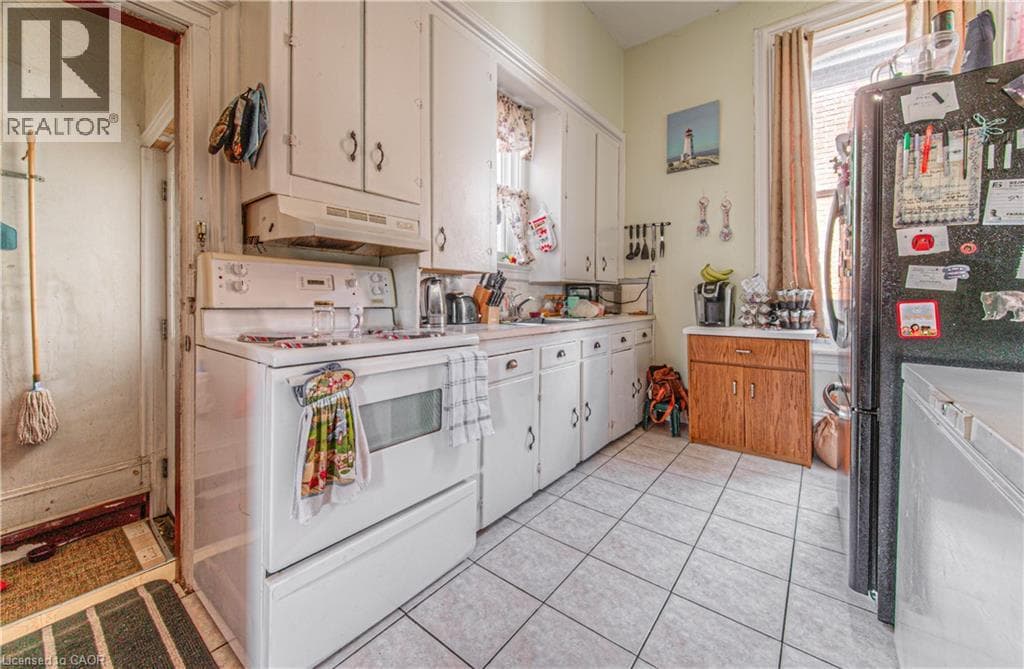Multi-family for sale at 156 GRAND Avenue S, St Andrews Hills, Cambridge, Ontario, photo 28
