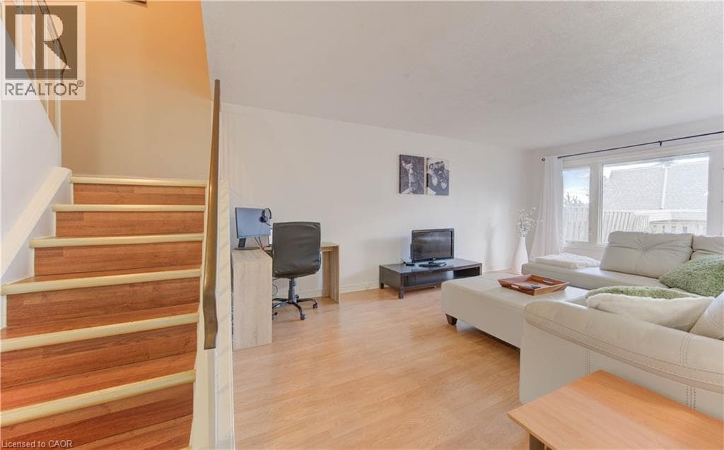 Townhouse for sale at 14 WILLIAMSBURG Road Unit# 47, Laurentian Hills, Kitchener, Ontario, photo 5