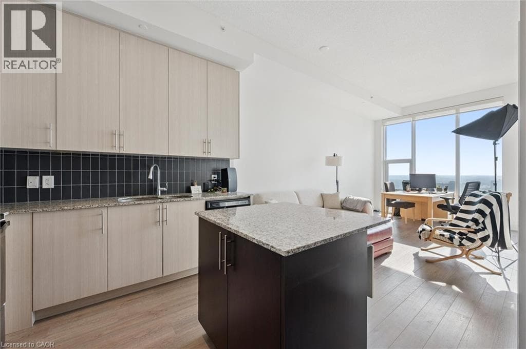Apartment for sale at 85 DUKE Street Unit# 1707, Downtown Kitchener, Kitchener, Ontario, photo 6