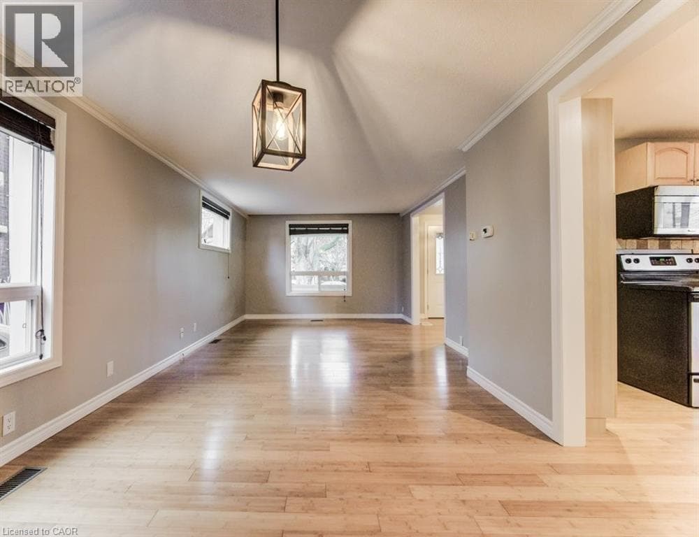 Detached for sale at 26 ST. LEGER Street, Civic Centre, Kitchener, Ontario, photo 10