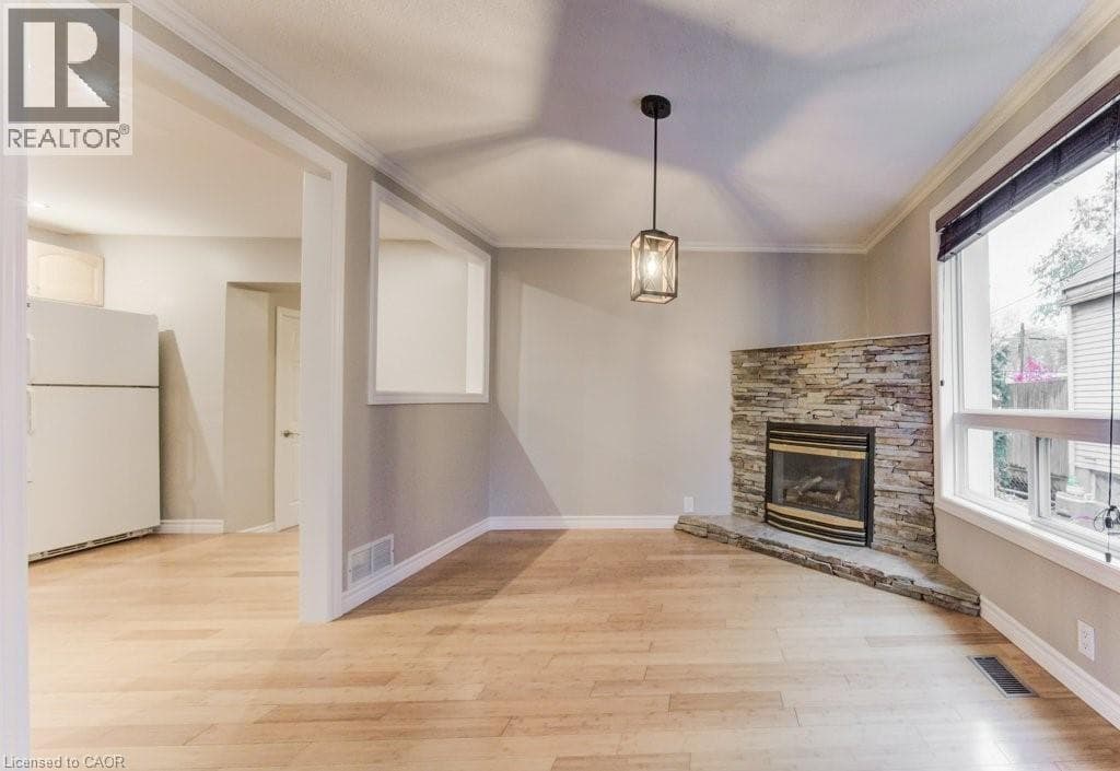 Detached for sale at 26 ST. LEGER Street, Civic Centre, Kitchener, Ontario, photo 9