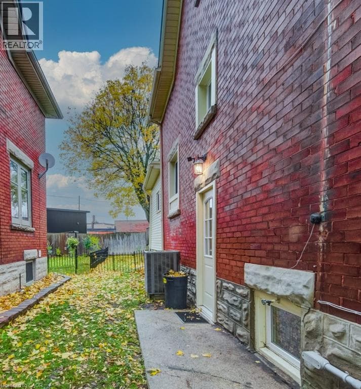 Detached for sale at 26 ST. LEGER Street, Civic Centre, Kitchener, Ontario, photo 31