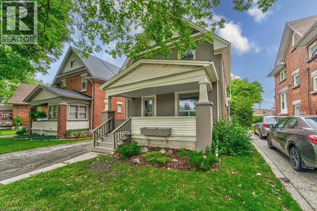 Detached for sale at 26 ST. LEGER Street, Civic Centre, Kitchener, Ontario, photo 3