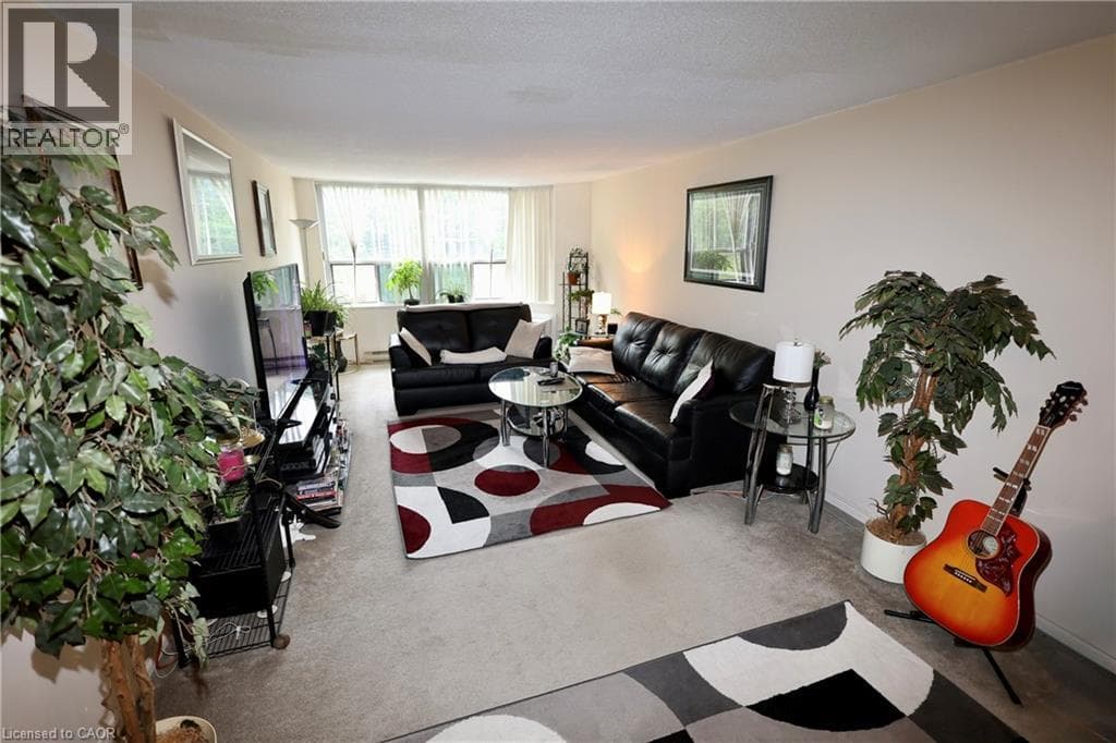 Apartment for sale at 55 GREEN VALLEY Drive Unit# 404, Pioneer Park, Kitchener, Ontario, photo 3