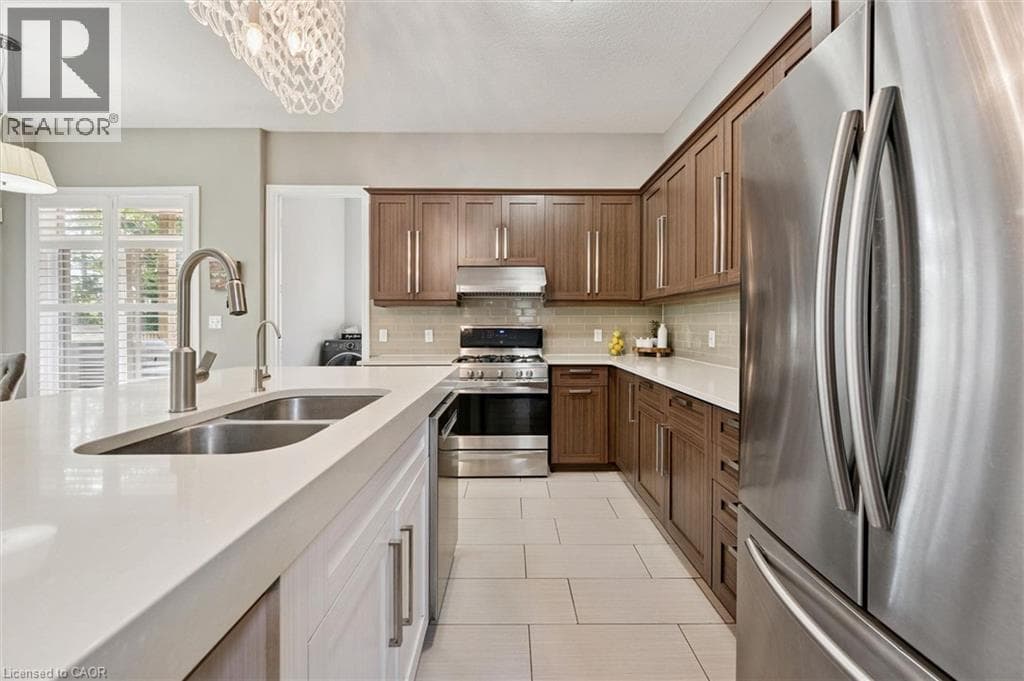 Detached for sale at 196 MAPLE BUSH Drive, Eastview, Cambridge, Ontario, photo 6