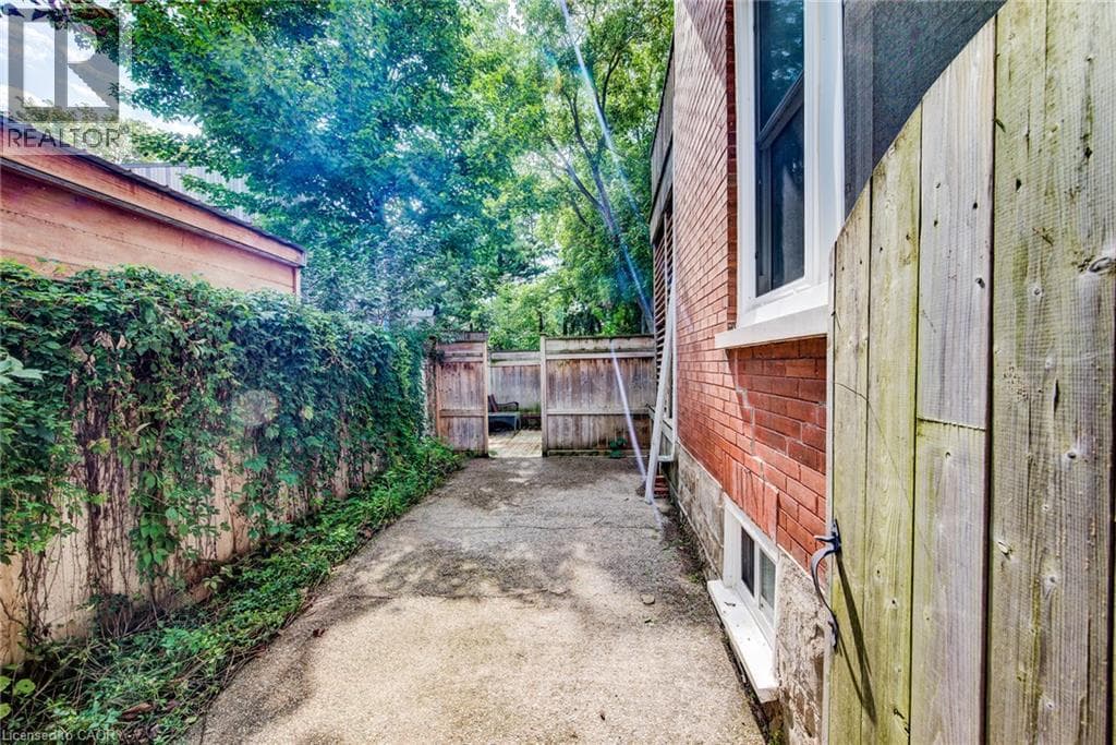 Detached for sale at 81 WILLOW Street, Mary Allen, Waterloo, Ontario, photo 9
