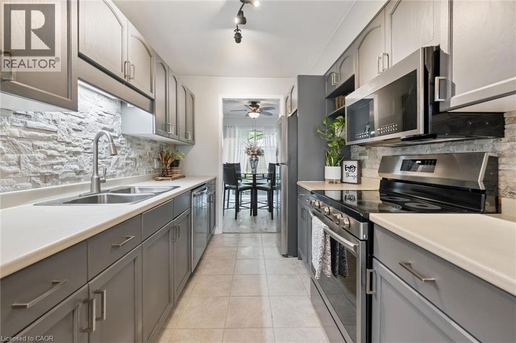 Townhouse for sale at 199 SAGINAW Parkway Unit# 15, Shades Mills, Cambridge, Ontario, photo 13